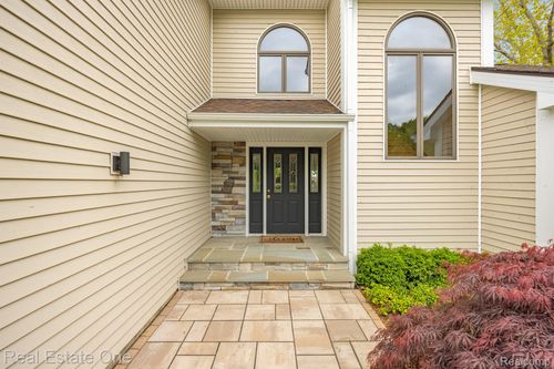 3882 Lake Lapeer Dr, Metamora, MI, 48455-9613 | Card Image