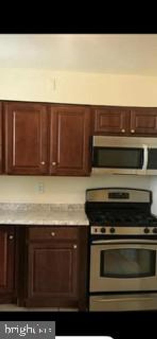 802 Radnor Ave, BALTIMORE, MD, 21212-4538 | Card Image