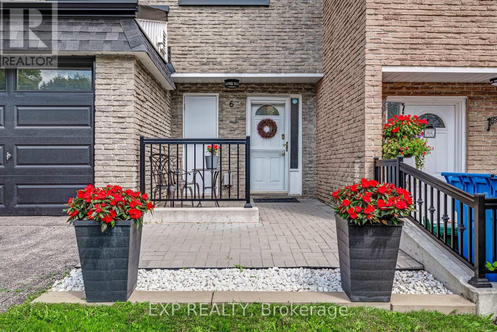 Residential in Aurora (Aurora Highlands) 5