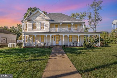 8916 Courthouse Rd, SPOTSYLVANIA, VA, 22553-2516 | Card Image