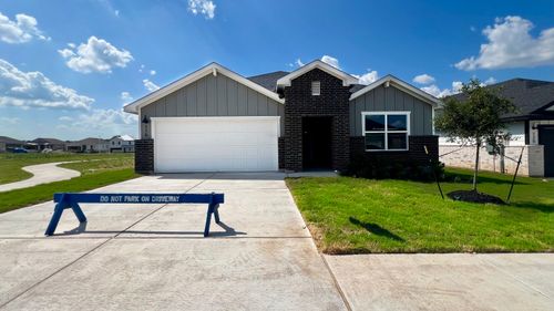 116 Southridge Trl, Marble Falls, TX, 78654-2516 | Card Image
