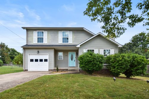 907 Lamont Ln, Clarksville, TN, 37042-4702 | Card Image