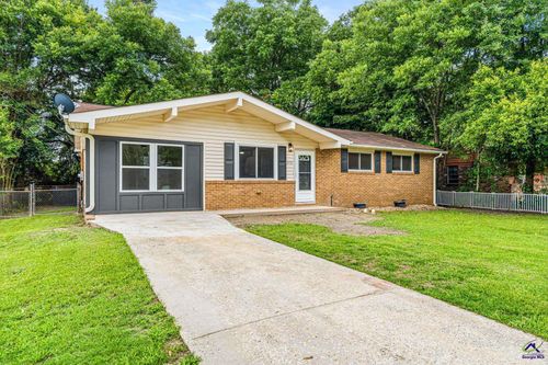 212 Palomino Ln, Warner Robins, GA, 31088-5524 | Card Image