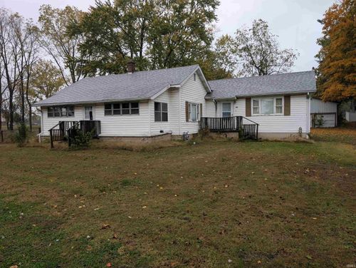 918 Greenwood St, Washington, IN, 47501-1831 | Card Image