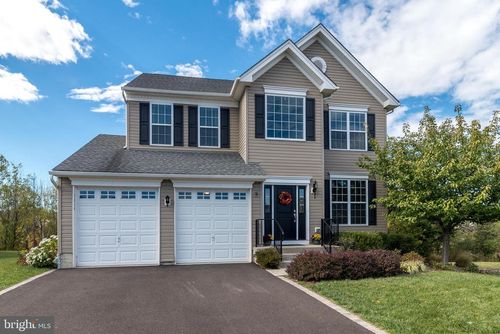 1214 Hockley Dr, Perkasie, PA, 18944-4440 | Card Image