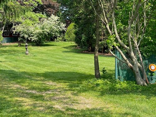 10634 N Edgewood Dr, Lake City, PA, 16423-1756 | Card Image