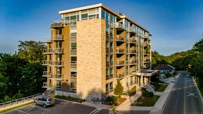 606 - 479 Charlton Ave E, Condo with 2 bedrooms, 2 bathrooms and 1 parking in Hamilton ON | Image 2