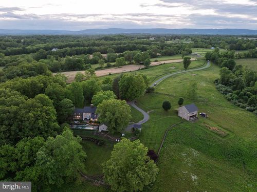 35571 Millville Rd, MIDDLEBURG, VA, 20117-3633 | Card Image
