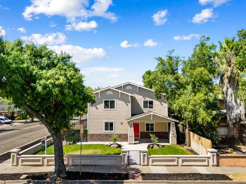 745 W Harding Way, Stockton, CA, 95204 | Card Image