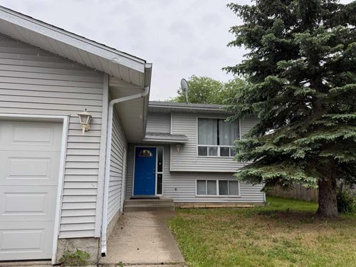 3206 46 Ave Avenue, Athabasca, AB, T9S1P2 | Card Image