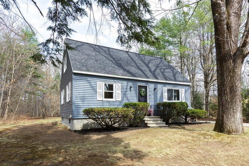64 Forest Ln, Boscawen, NH, 03303-2418 | Card Image