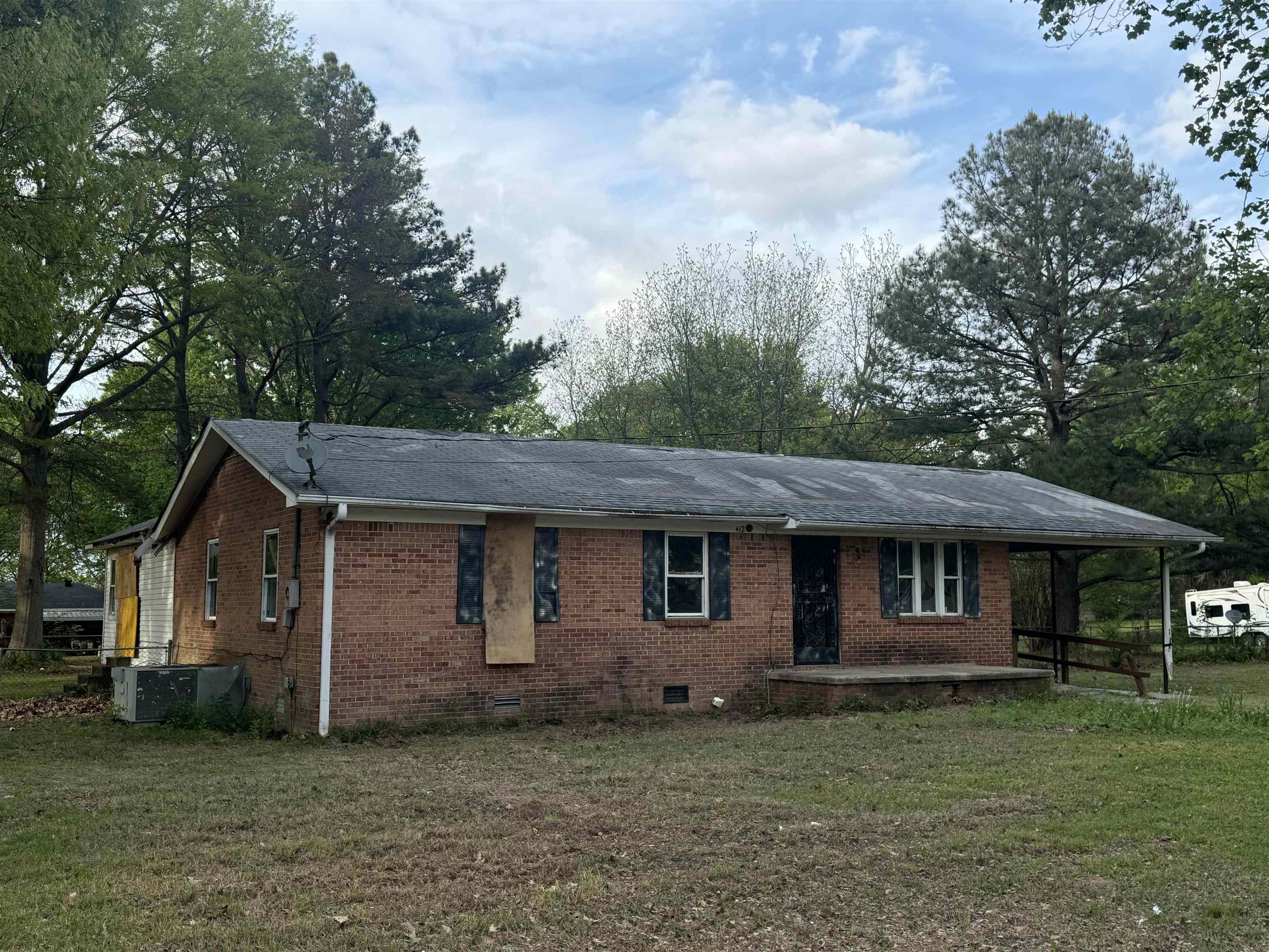 Oak St, Halls, TN 38040