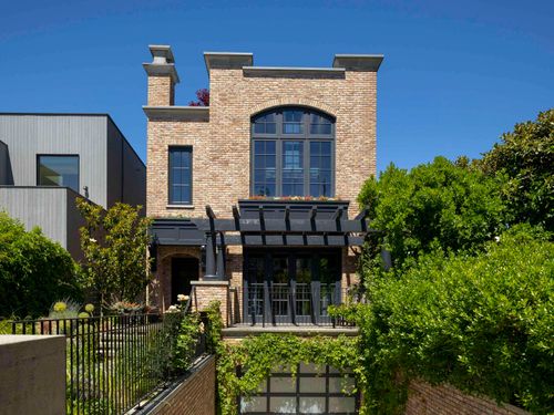 3305 Point Grey Road, Vancouver, BC, V6R1A4 | Card Image