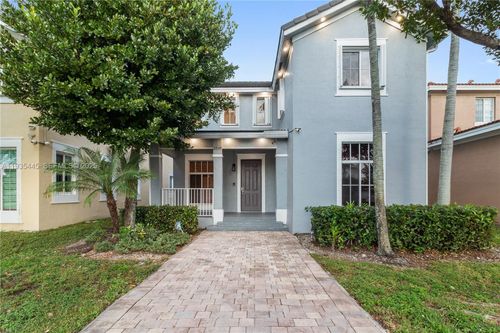 27049 Sw 142nd Ave, Homestead, FL, 33032-8838 | Card Image