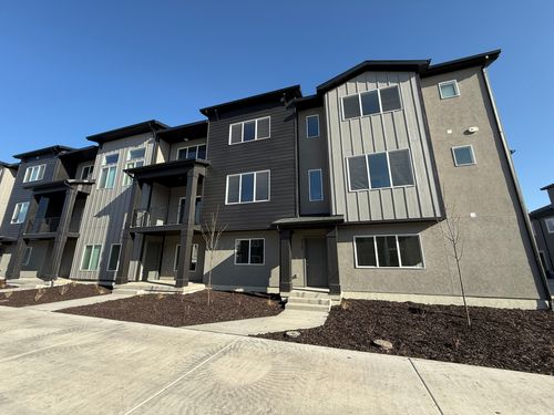 415-517 S 800 W, American Fork, UT, 84003-4935 | Card Image