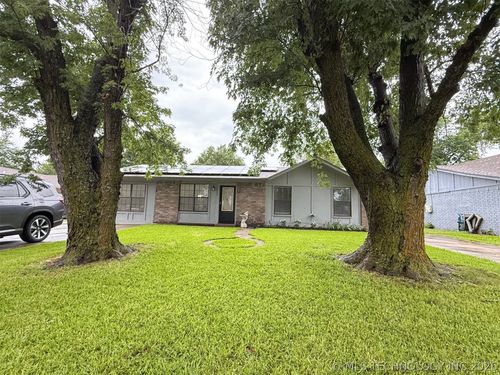 14468 Poplar St, Glenpool, OK, 74033-3725 | Card Image