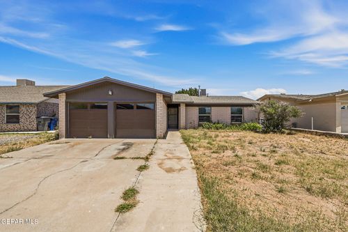 5731 Mackerel Ln, El Paso, TX, 79924-5428 | Card Image