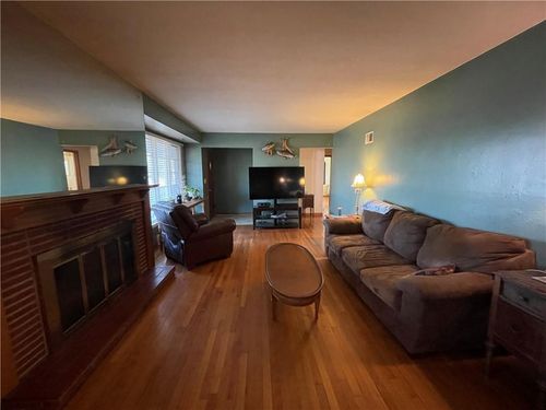 6106 N Lenox Avenue, Kansas City, MO, 64151 | Card Image