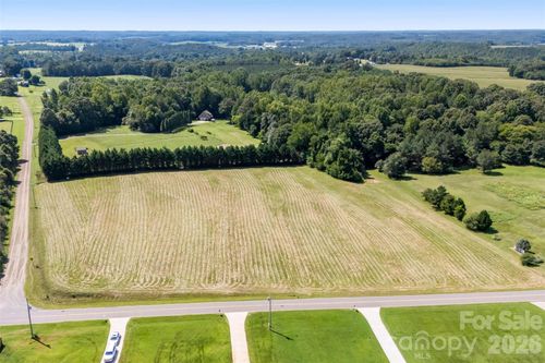 146 Rimrock Rd, Harmony, NC, 28634-9019 | Card Image