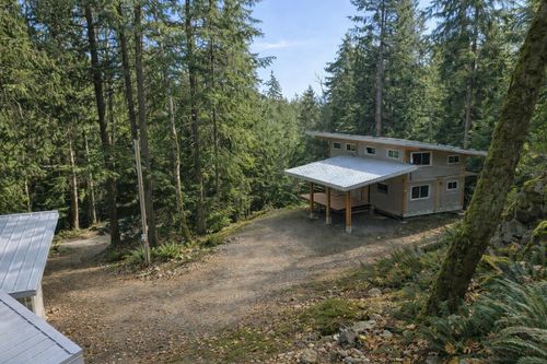 883 W Bay Rd, Gambier Island, BC, V0N1V0 | Card Image