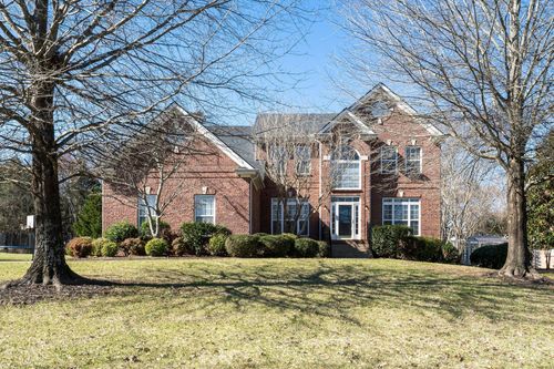 2049 Valley Brook Dr, Brentwood, TN, 37027-3722 | Card Image