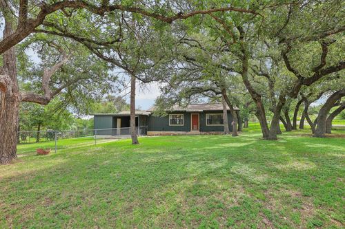 201 Bronco Dr, Burnet, TX, 78611-4014 | Card Image