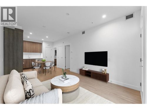 111-2060 Curling Rd, North Vancouver, BC, V7P0E1 | Card Image