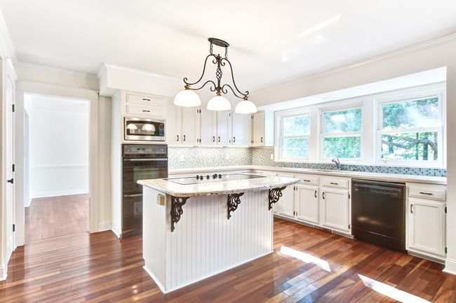 Kitchen | Image 13