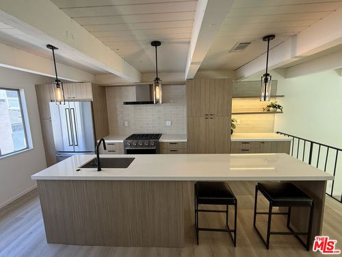 6639 Green Valley Circle, Culver City, CA, 90230 | Card Image