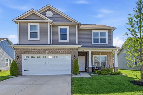 211 Thistlewood Dr, Greenfield, IN, 46140-2945 | Card Image
