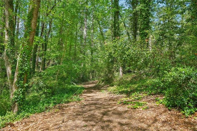 171 Riverview Trl, Condo with 3 bedrooms, 4 bathrooms and 2 parking in Roswell GA | Image 48