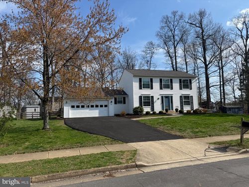 4515 Silas Hutchinson Dr, CHANTILLY, VA, 20151-1403 | Card Image