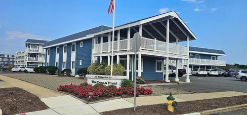 212 W Brigantine Ave, Brigantine, NJ, 08203-2561 | Card Image