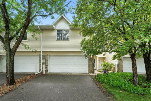 6187 Creek Line Dr, Minnetonka, MN, 55345-6253 | Card Image