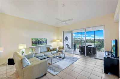 303 - 25161 Sandpiper Greens Court, Condo with 2 bedrooms, 2 bathrooms and null parking in Bonita Springs FL | Image 3