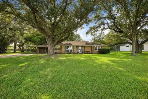 12511 Britt Rd, Pearland, TX, 77581-2613 | Card Image