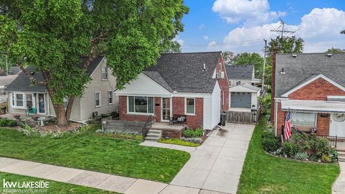 22419 Alger St, Saint Clair Shores, MI, 48080-2477 | Card Image