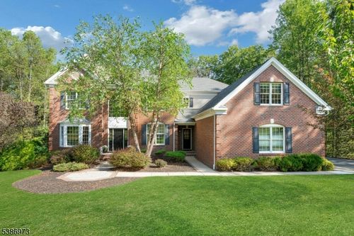 33 Chancellor Way, Long Valley, NJ, 07853-3383 | Card Image