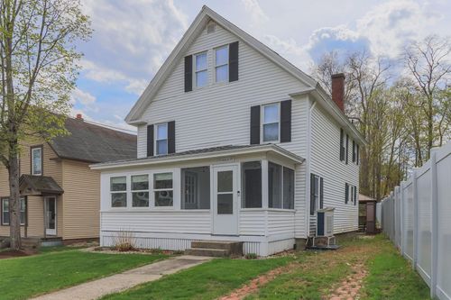 135 Main St, Meredith, NH, 03253-5840 | Card Image