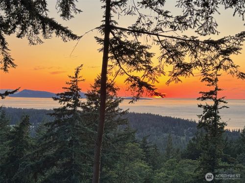 540 Wright Rd, Eastsound, WA, 98245-9403 | Card Image