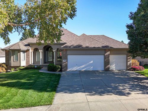 9805 S 176th St, Omaha, NE, 68136-1519 | Card Image