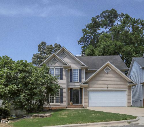200 Purple Leaf Pl, Carrboro, NC, 27510-2383 | Card Image