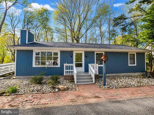 18 Calgary Ave, Ocean View, DE, 19970-9743 | Card Image