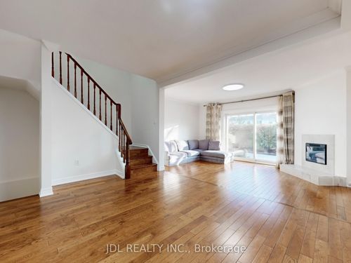 112-2205 S Millway, Mississauga, ON, L5L3T2 | Card Image