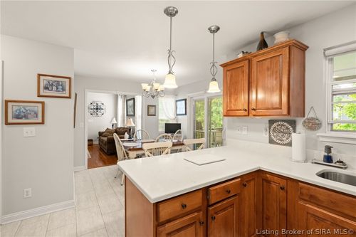 3130 Periwinkle Way, New Albany, IN, 47150-9581 | Card Image