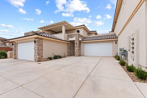 unit-20-140 W Center St, Ivins, UT, 84738-1272 | Card Image