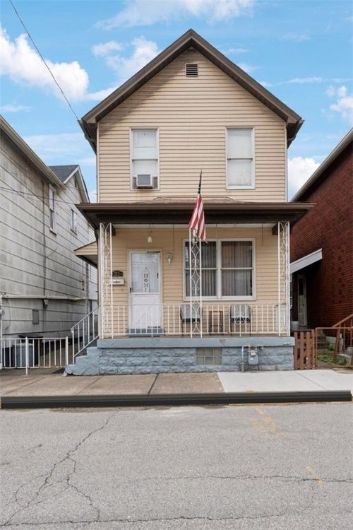 213 Fleet St, Rankin, PA, 15104-1150 | Card Image