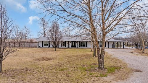30476 E County Road 1650, Elmore City, OK, 73433-9378 | Card Image