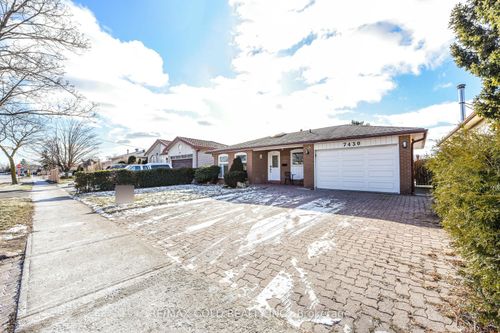 7430 Netherwood Rd, Mississauga, ON, L4T2N6 | Card Image