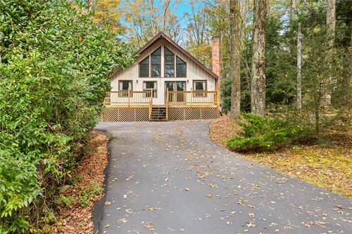 616 S Shore Trl, Central City, PA, 15926-7615 | Card Image